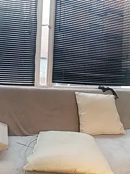 Snapshot of Eva_Err chatting on February 5, 2026, 10:03 pm Eva Err online show from February 5, 2026, 10:03 pm