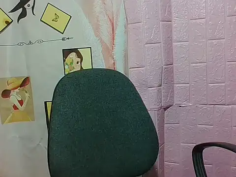 Anie6996 online show from April 6, 2026, 3:24 pm