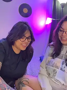 Snapshot of KittyTatts chatting on February 21, 2026, 2:56 am KittyTatts online show from February 21, 2026, 2:56 am