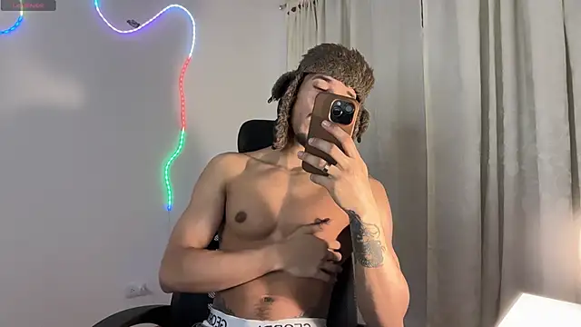 Snapshot of rafael_stone11 chatting on February 28, 2026, 2:56 am rafael stone11 online show from February 28, 2026, 2:56 am