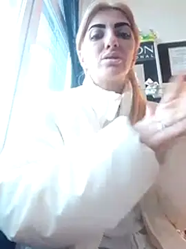 LannaQuinn online show from March 26, 2026, 4:23 pm