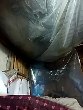 hot-luna- online show from February 5, 2026, 7:40 pm