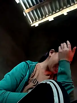 hot-luna- online show from March 18, 2026, 6:05 am