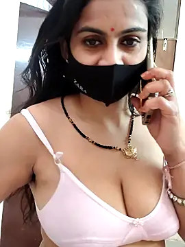 Snapshot of simran_sharma01 chatting on February 28, 2026, 6:36 am simran sharma01 online show from February 28, 2026, 6:36 am