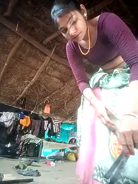 Snapshot of Hotty_raghni chatting on February 3, 2026, 7:57 am Hotty raghni online show from February 3, 2026, 7:57 am