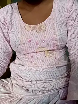 reet sen03 online show from April 21, 2026, 3:13 am