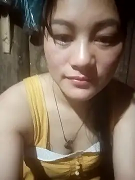 Snapshot of Momo-biki chatting on March 17, 2026, 10:57 pm Momo-biki online show from March 17, 2026, 10:57 pm