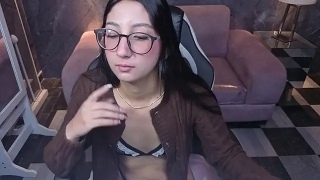 Sophie jones b online show from March 12, 2026, 1:17 pm