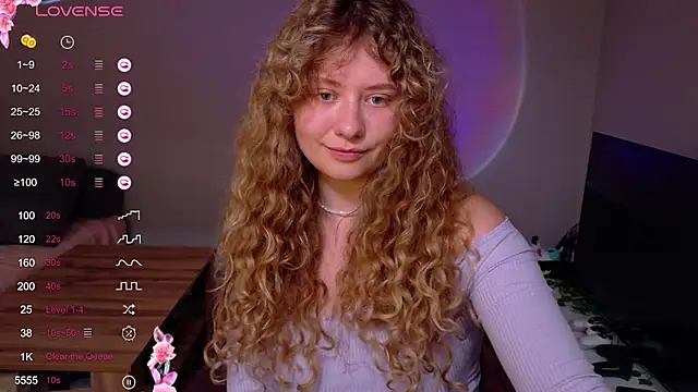 Snapshot of Milounee chatting on June 25, 2026, 4:00 pm Milounee online show from June 25, 2026, 4:00 pm