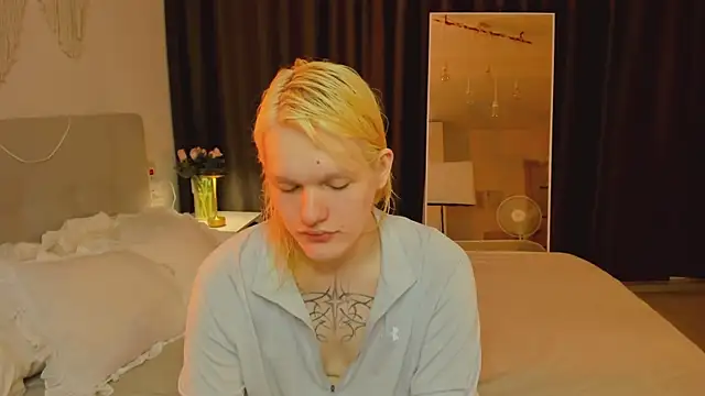 Lollita Morgan online show from March 28, 2026, 5:51 am