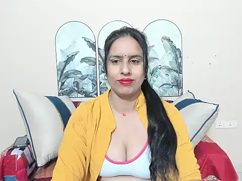 sara conorr online show from March 26, 2026, 3:45 am