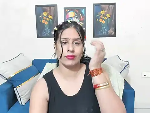 Snapshot of sara_conorr chatting on July 2, 2026, 4:18 am sara conorr online show from July 2, 2026, 4:18 am