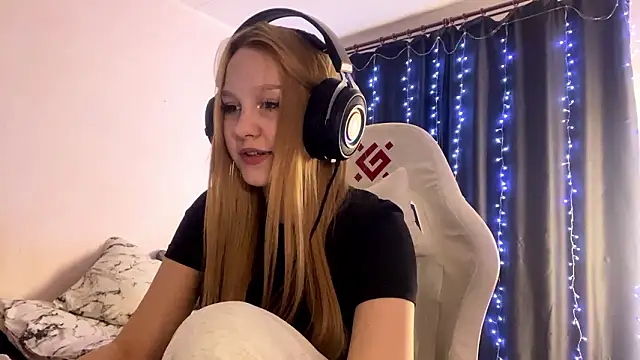 axin burnell online show from February 28, 2026, 3:13 pm