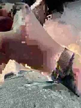 DasmannlicheModel online show from April 15, 2026, 2:46 pm