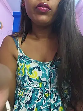 Mahira06 online show from July 9, 2026, 5:28 pm