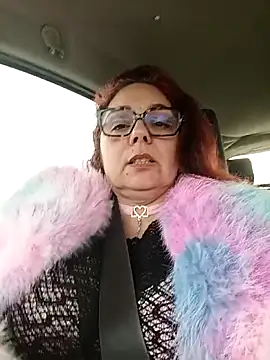 pulpeuse64 online show from March 5, 2026, 8:21 am