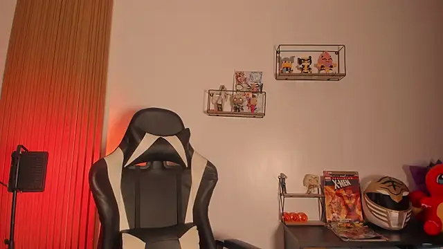 Snapshot of SebastianMaximoff_ chatting on February 20, 2026, 8:20 pm SebastianMaximoff online show from February 20, 2026, 8:20 pm