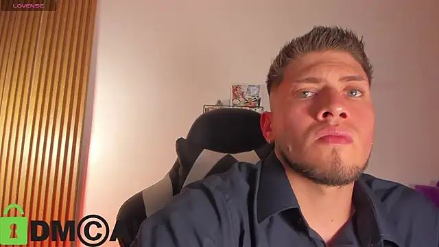 SebastianMaximoff  online show from April 8, 2026, 8:20 pm