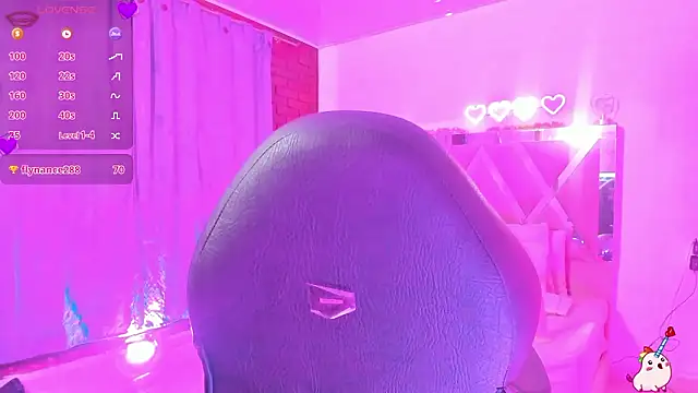 ZAYRA TAY online show from February 3, 2026, 11:48 am