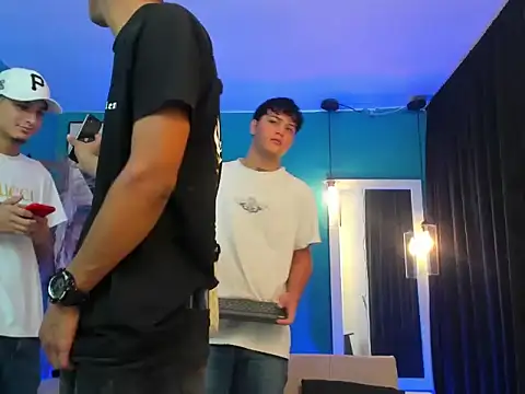 Snapshot of KingOfHeavens_2 chatting on January 31, 2026, 8:29 pm KingOfHeavens 2 online show from January 31, 2026, 8:29 pm