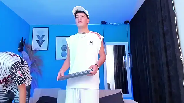 Snapshot of KingOfHeavens_2 chatting on February 24, 2026, 7:56 pm KingOfHeavens 2 online show from February 24, 2026, 7:56 pm