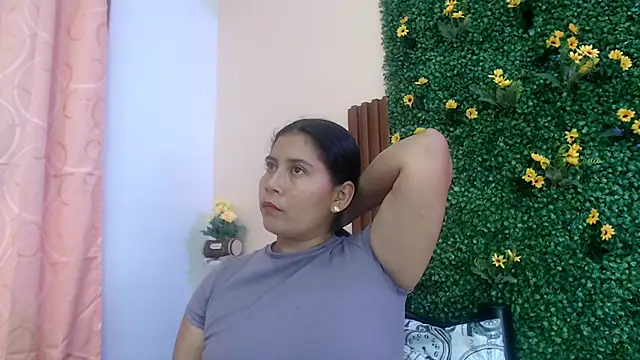 Snapshot of calimasalas2 chatting on February 21, 2026, 12:44 am calimasalas2 online show from February 21, 2026, 12:44 am