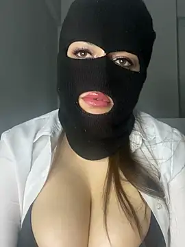 Snapshot of maryam-6 chatting on March 1, 2026, 8:44 pm maryam-6 online show from March 1, 2026, 8:44 pm