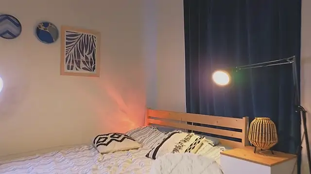 nikapie online show from February 5, 2026, 4:17 am