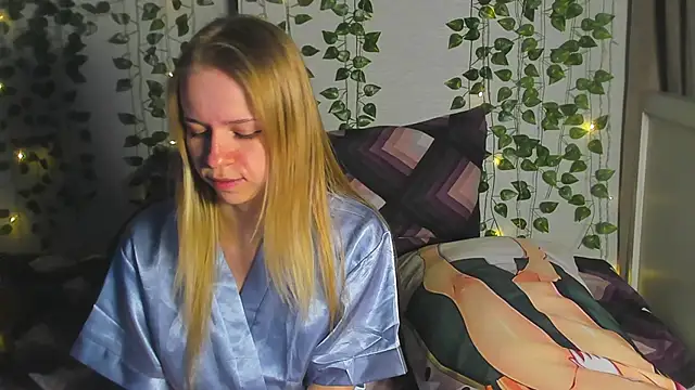 Snapshot of Very_Cute_Girl chatting on February 2, 2026, 9:13 pm Very Cute Girl online show from February 2, 2026, 9:13 pm