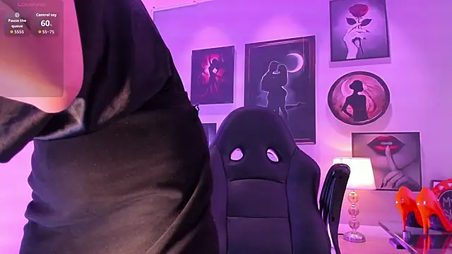 Snapshot of Gabriela_velle chatting on February 24, 2026, 8:29 pm Gabriela velle online show from February 24, 2026, 8:29 pm