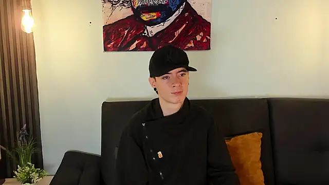 Lio      online show from February 22, 2026, 4:02 am