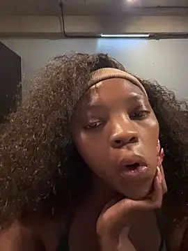 Bootylexy20 online show from June 1, 2026, 5:14 pm