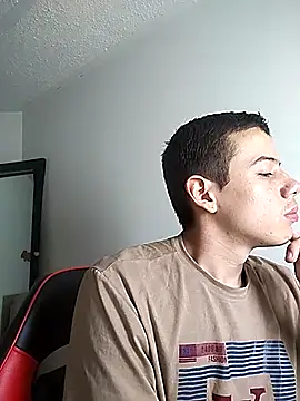 Snapshot of jac0b_x chatting on February 6, 2026, 5:45 am jac0b x online show from February 6, 2026, 5:45 am