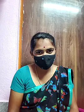 Tamil Hot Shana online show from April 3, 2026, 6:44 am