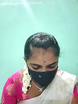 Snapshot of Tamil_Hot_Shana chatting on May 8, 2026, 4:40 am Tamil Hot Shana online show from May 8, 2026, 4:40 am