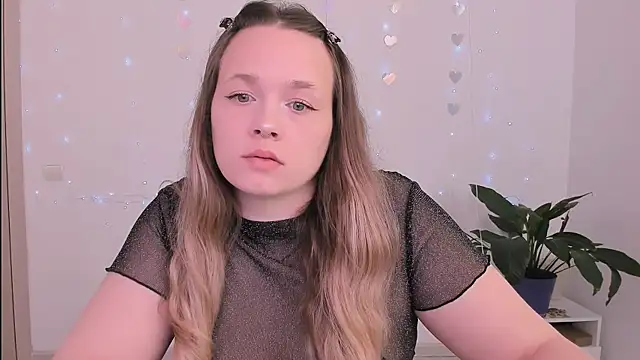 Snapshot of evilla_brill chatting on May 8, 2026, 8:30 am evilla brill online show from May 8, 2026, 8:30 am