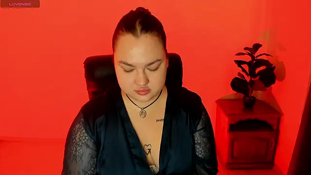 Snapshot of Sofiawetsweet chatting on February 19, 2026, 7:59 am Sofiawetsweet online show from February 19, 2026, 7:59 am