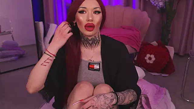 Snapshot of CassandraFoxy chatting on February 10, 2026, 5:33 am CassandraFoxy online show from February 10, 2026, 5:33 am