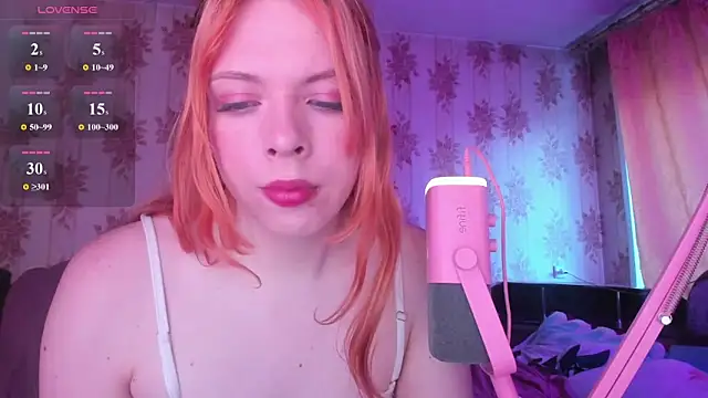 Cutie Bambi online show from May 21, 2026, 12:12 pm