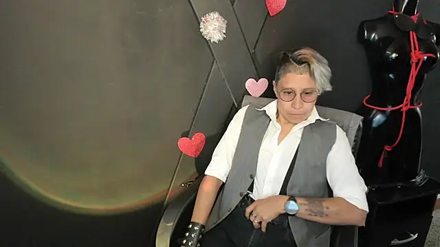 Snapshot of Kali_Panther chatting on February 10, 2026, 1:37 pm Kali Panther online show from February 10, 2026, 1:37 pm