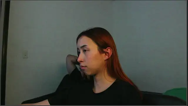 Snapshot of RoseSinsDonViktor chatting on February 28, 2026, 8:21 pm RoseSinsDonViktor online show from February 28, 2026, 8:21 pm