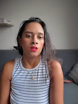 LunaHeat online show from February 7, 2026, 9:07 pm