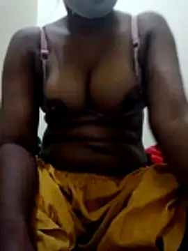 Snapshot of Toma7890 chatting on February 23, 2026, 4:48 pm Toma7890 online show from February 23, 2026, 4:48 pm