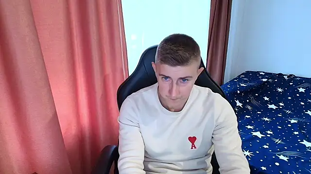 Snapshot of TodMusclePower9 chatting on February 24, 2026, 9:40 am TodMusclePower9 online show from February 24, 2026, 9:40 am