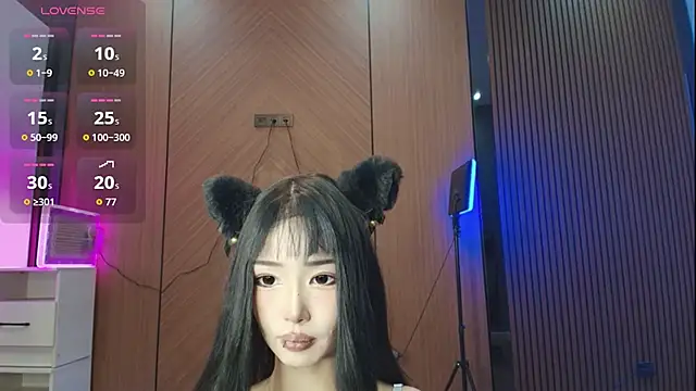 dionlee9 online show from March 17, 2026, 2:09 pm