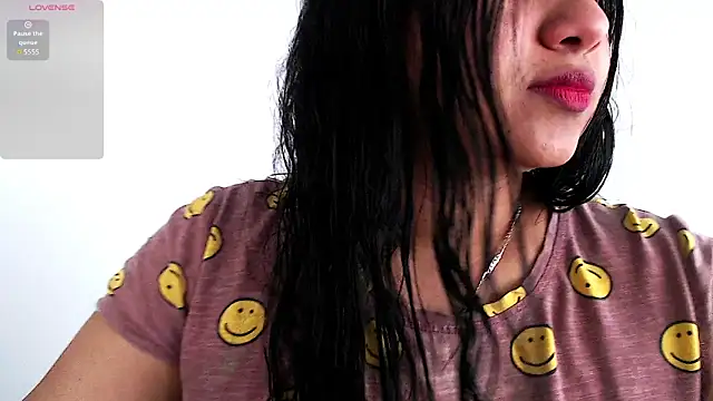 Snapshot of emily-rousee- chatting on March 2, 2026, 2:35 pm emily-rousee- online show from March 2, 2026, 2:35 pm