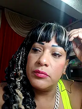 SabrinaColin online show from February 3, 2026, 1:16 pm