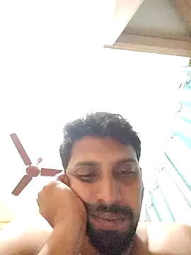 delvin92 online show from April 21, 2026, 7:06 pm