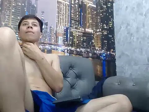 santiago xxxcol online show from February 13, 2026, 12:06 am