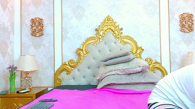 AlanaHouston online show from March 19, 2026, 12:53 pm